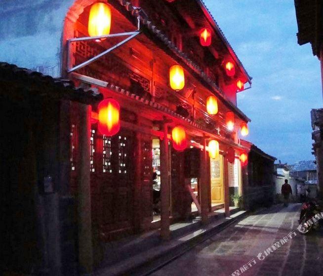 这是警察